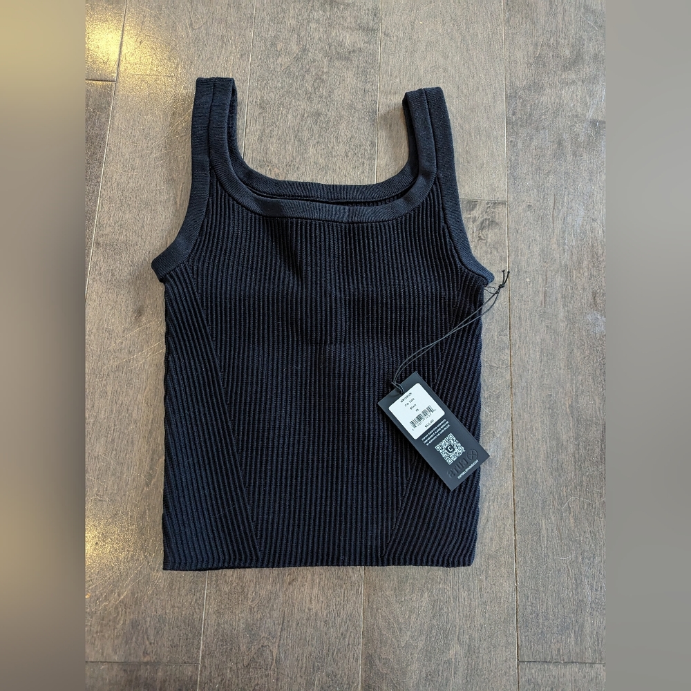 New with tag, Cuts tank top